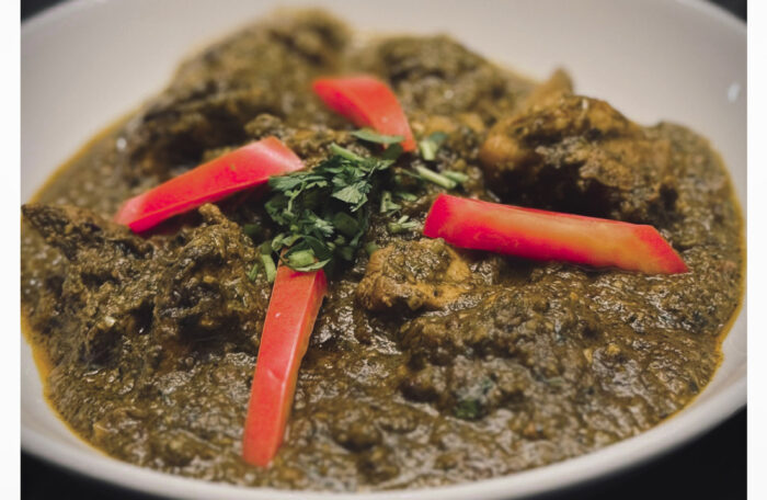 Hariyali Chicken dish with green sauce made from mint, coriander, and spinach